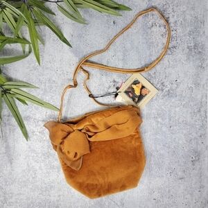 Vintage NWT Victoria's Secret | Velvet Golden Tan Shoulder Bag
